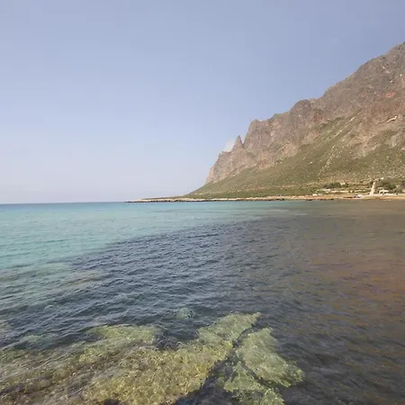 4 Bedroom Cozy In * Custonaci